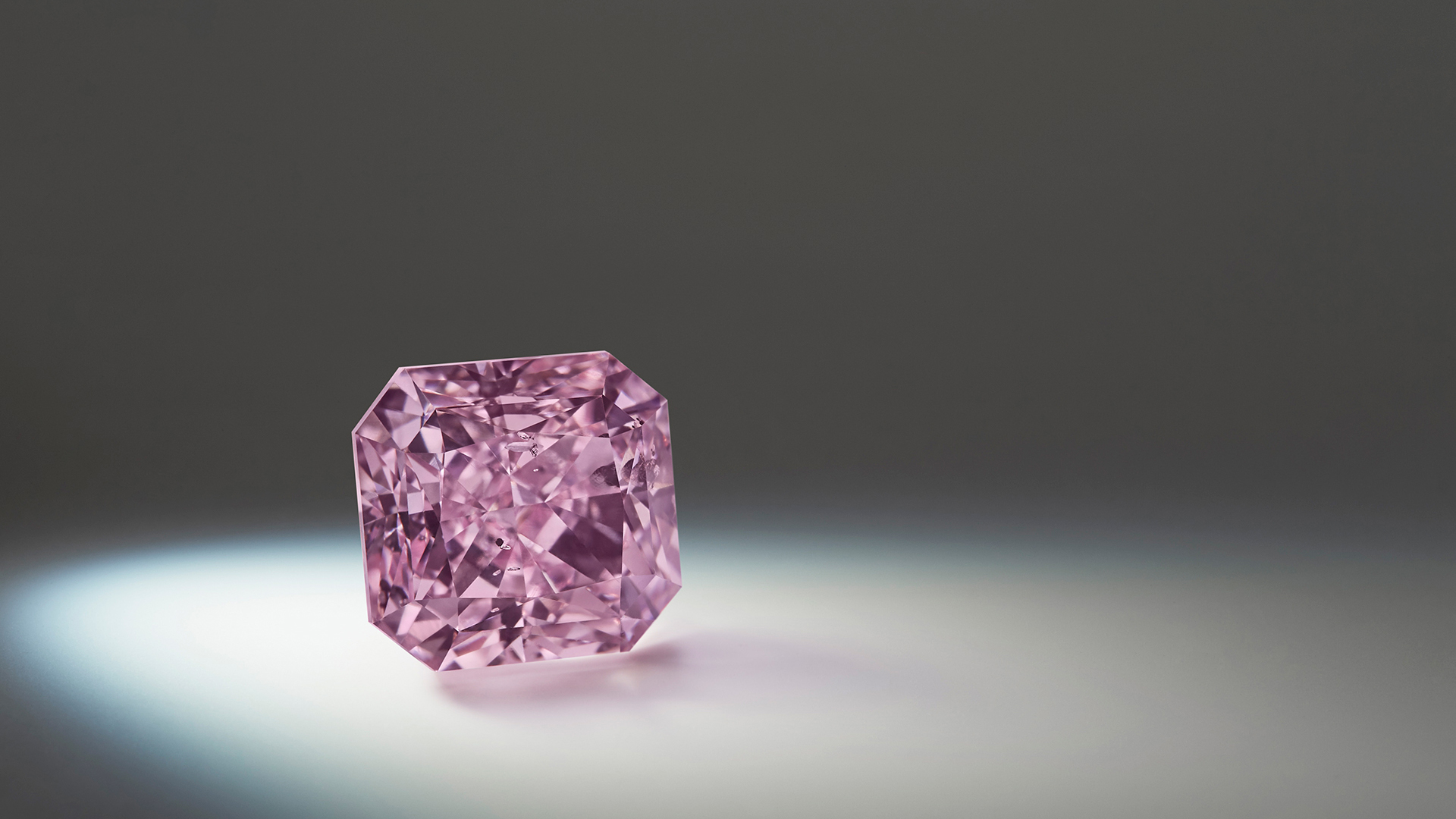 Argyle Ethereal™, a 2.45ct square radiant shaped Fancy Intense Purple-Pink diamond from the 2020 APD Tender.