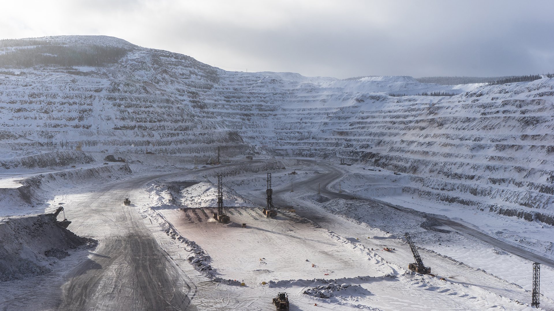 IOC Luce Pit in winter