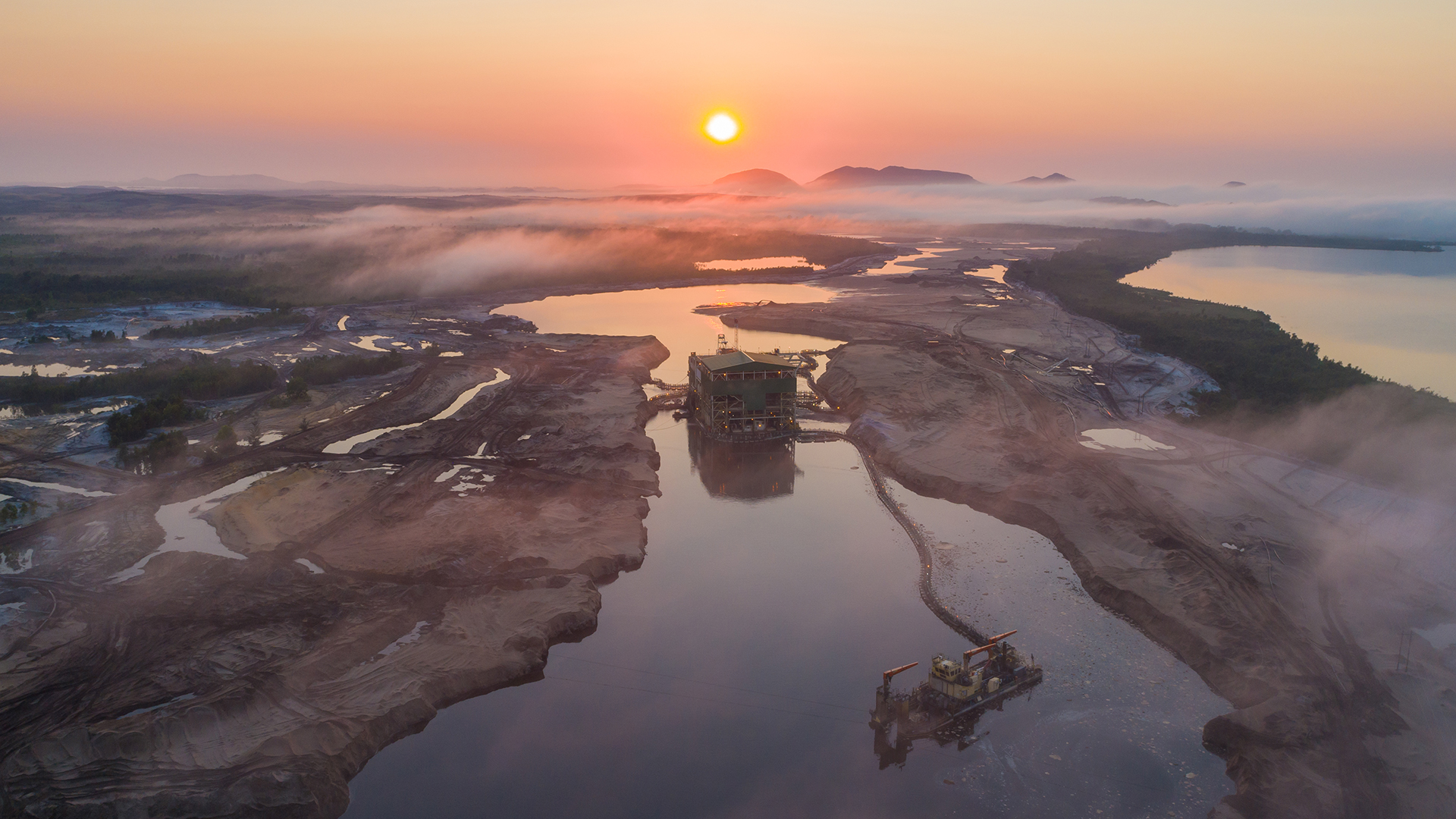 Sunset, QMM operations